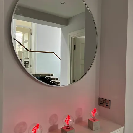 Apartamento Exlusive Modern Living On Valentia Island Knights Town