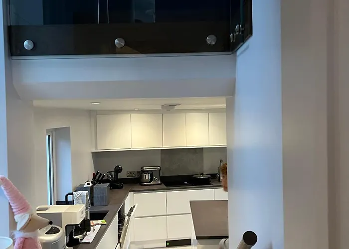 Exlusive Modern Living On Valentia Island Apartament *