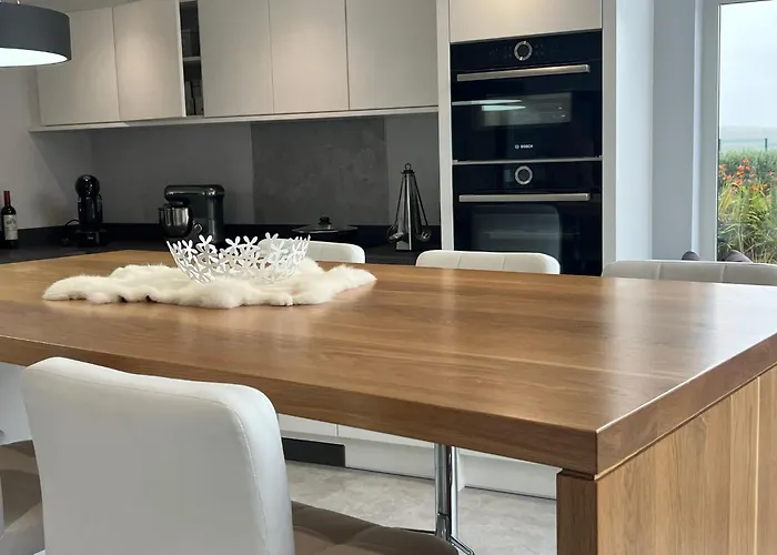 Apartament Exlusive Modern Living On Valentia Island Knights Town